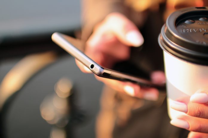 coffee-contact-email-hands-4831 Contact